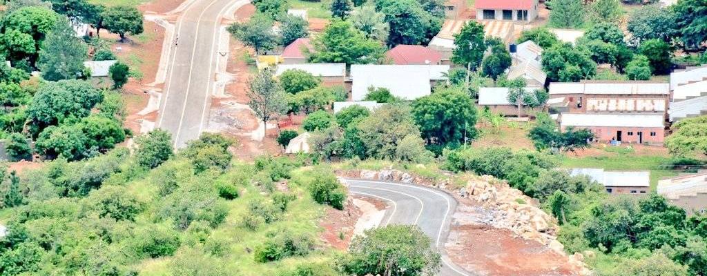 #htmlcaption-3 The Sungira Hills Road in Nakasongola